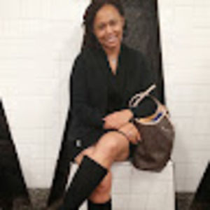 Meet your Posher, Sharon